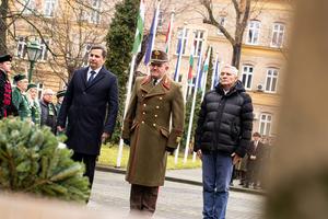 Ünnepi koszorúzás és állománygyűlés a Kar napja alkalmából - HHK-6